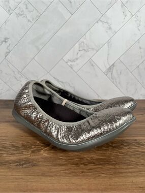 Revitalign Size 8.5 Inca Silver Pewter Leather Snake Comfort Slip On Flats Shoes
